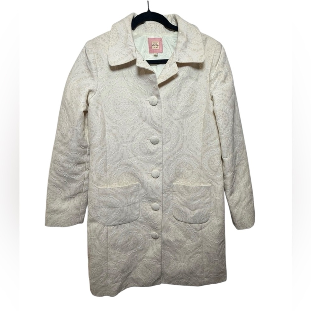 Old Navy Women’s Cream & Gold Formal Coat – Size M (2005 Vintage)‎